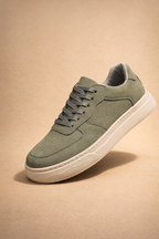 Men's Suede Lace-Up Sneakers for Casual Everyday Wear and Smart Casual Outfits
