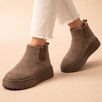 Women’s Plush Winter Boots – Warm Fleece Comfort for Cold Weather